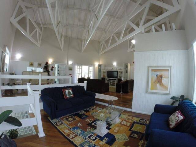 Casa para Venda em Santana de Parnaíba - 5